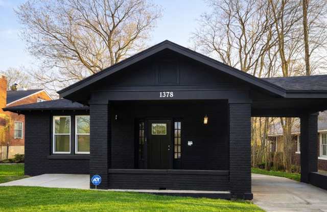 1378 South Parkway East photos photos