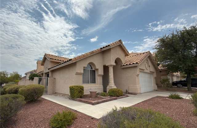 2436 Twin Flower Circle Gallery 2