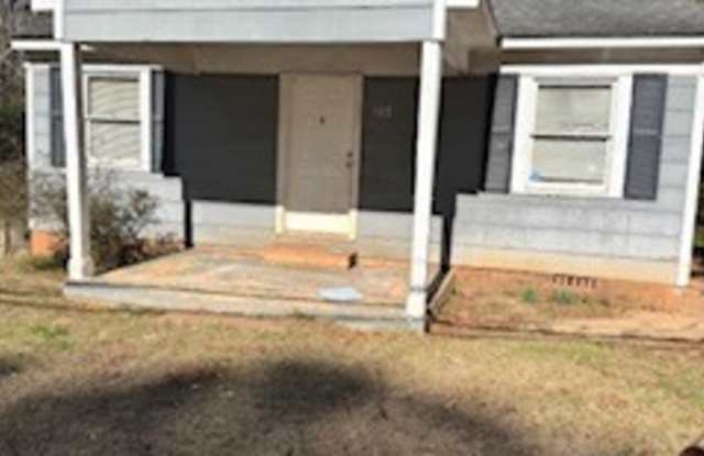 521 Pineneedle Road photos photos