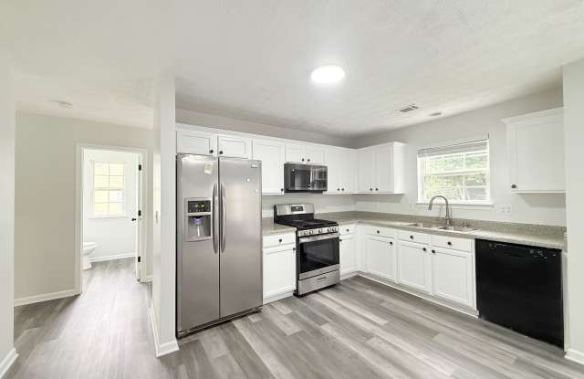928 Shannon Road SW Gallery 3