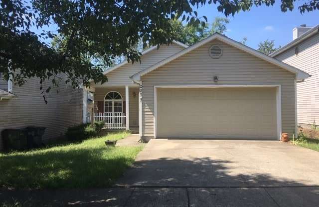 One Level home with 3 bedrooms,2 bath Large back yard! 26032326 photos photos