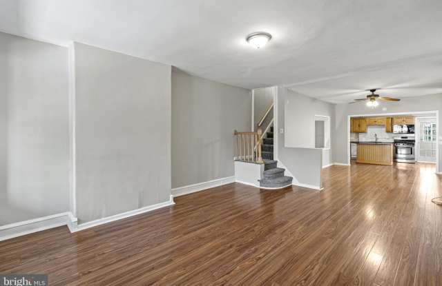 307 ROXBOROUGH Avenue - 307 Roxborough Avenue, Philadelphia, PA 19128