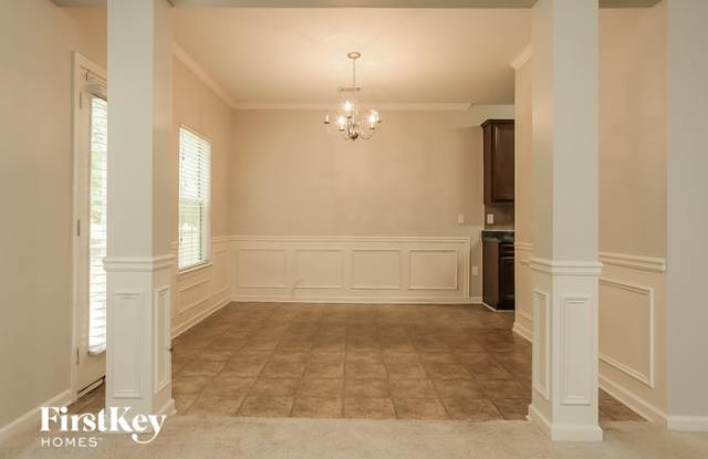 3421 Stoneleigh Walk Gallery 3