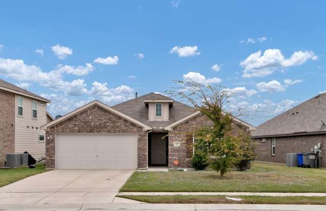 5100 Royal Springs Drive Gallery 1