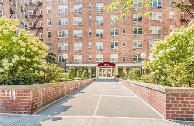 4 Sadore Lane photos photos