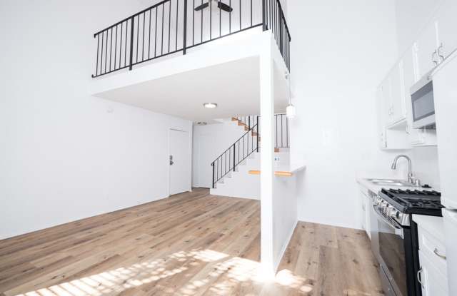 5708 Tujunga Ave. photos photos