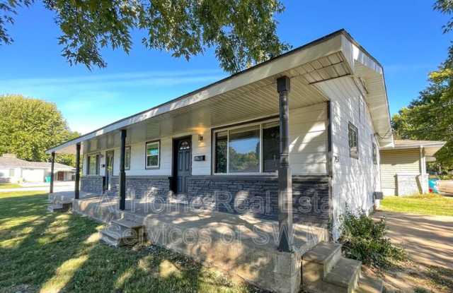 2151 S Fairway photos photos