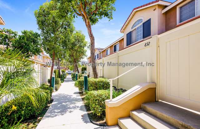 Bright & Updated 2BD/2.5BA Anaheim Condo with Dual Primary Suites, Patio & 2-Car Garage photos photos