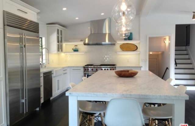 28904 BONIFACE Drive Gallery 2