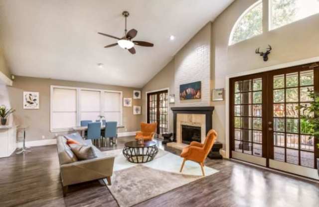 12406 Hunters Chase Dr Gallery 2
