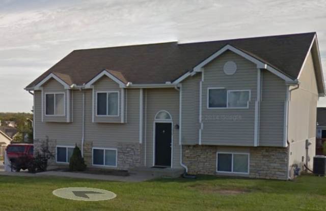 Coming Soon – Spacious Northland Single-Family Home! photos photos