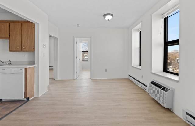 1 Cypress Rd 107 photos photos 1 Cypress Rd 107 photos photos