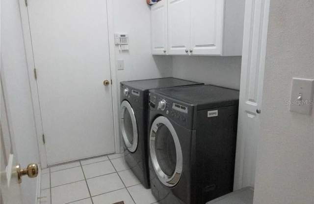10605 Weybridge Drive - 10605 Weybridge Drive, Westchase, FL 33626