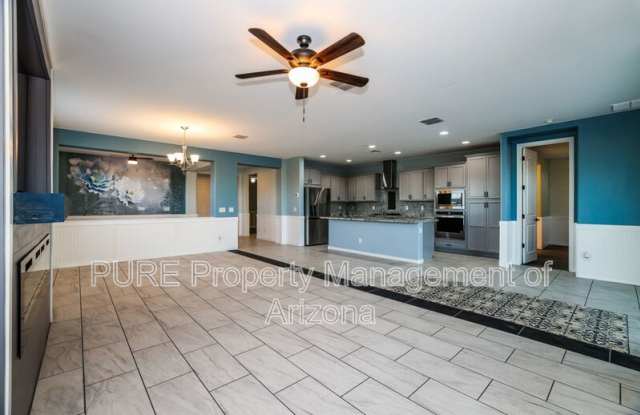 22555 N Diamond Dr Gallery 4