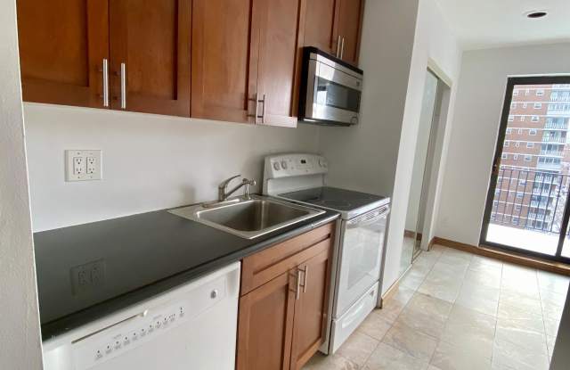 370 West 30th Street - Available Units - 370 West 30th Street, New York City, NY 10001