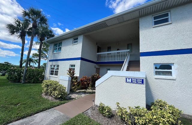 1528 Southeast Royal Green Circle - M202 - 1528 Southeast Royal Green Circle, Port St. Lucie, FL 34952