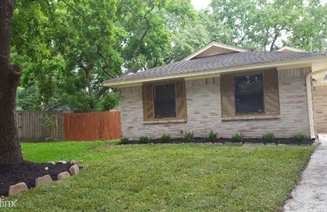 2102 Rolling Glen Dr - 2102 Rolling Glen Drive, Spring, TX 77373