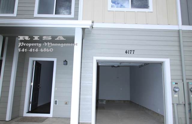 4185 Lancaster Dr Ne Gallery 2