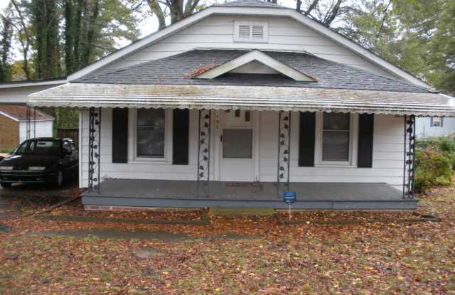1905 Crestmont Street Gallery 1