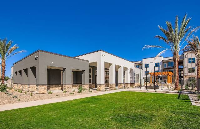 Garrett Mesa photos photos