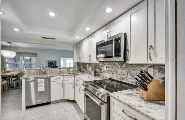 6046 W PEPPERTREE Way Gallery 4