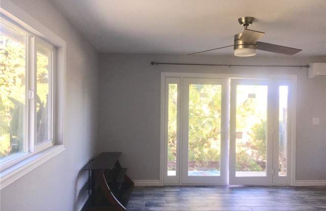 5624 Mason Avenue Gallery 3