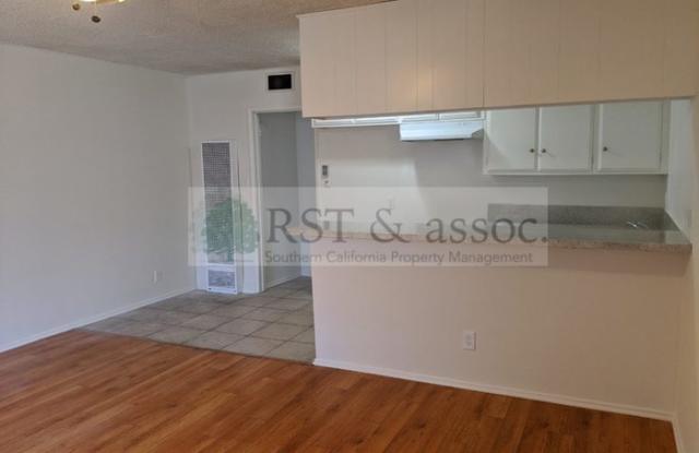 1405 South Westmoreland Avenue Gallery 2