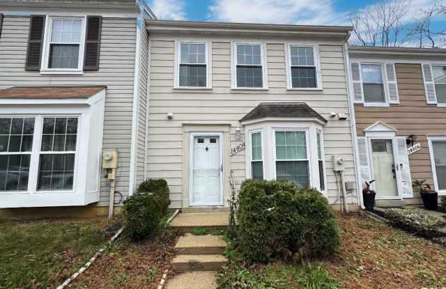 Lovely 3 BR/1.5 BA Townhome in Bowie! - 14804 London Lane, Bowie, MD 20715