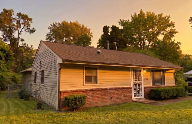 854 Carrolton Ave photos photos