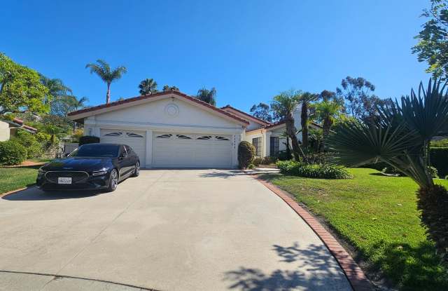 Gorgeous Single Story Home- Huge Back Yard with Fruit Trees photos photos
