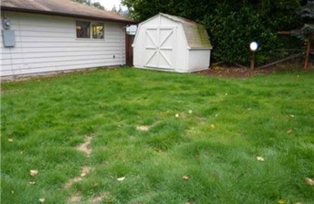 COZY 3- BEDROOM RAMBLER - 16002 53rd Avenue West, Meadowdale, WA 98026