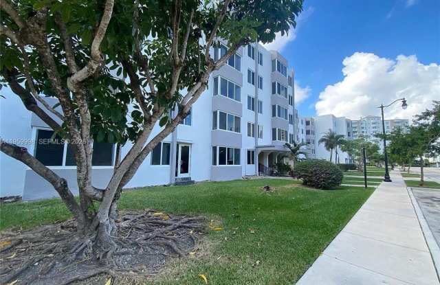 250 180th Dr photos photos