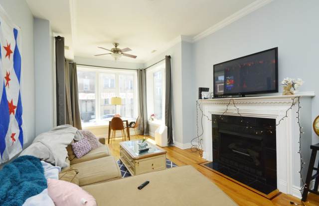 2554 W AUGUSTA Boulevard Gallery 2