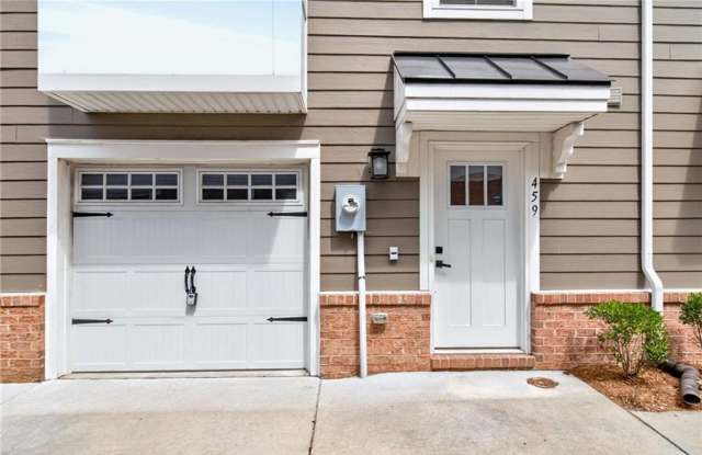 Spacious 3-Bedroom Townhome in Norfolk! photos photos Spacious 3-Bedroom Townhome in Norfolk! photos photos