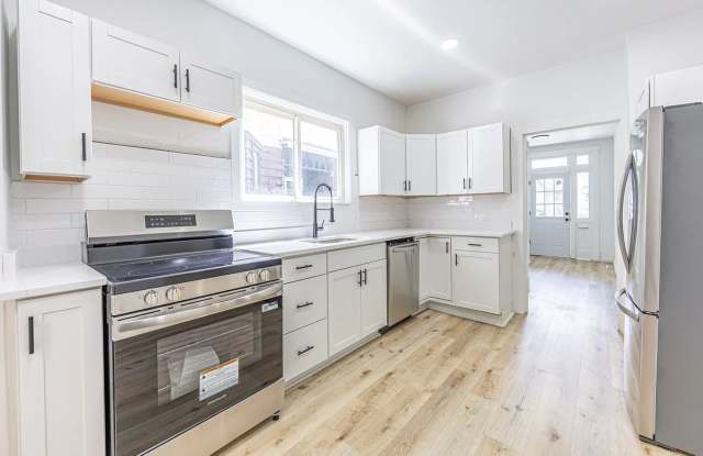 NEWLY RENOVATED 5-BEDROOM HOME – PRICE REDUCED TO $1,895/MONTH! Gallery 1