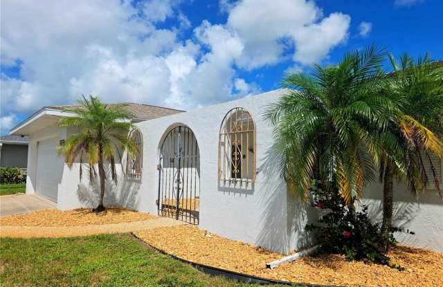 1379 CAMBRIDGE Drive Gallery 1