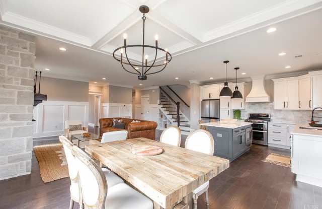 1008 Easton Court - 1 photos photos