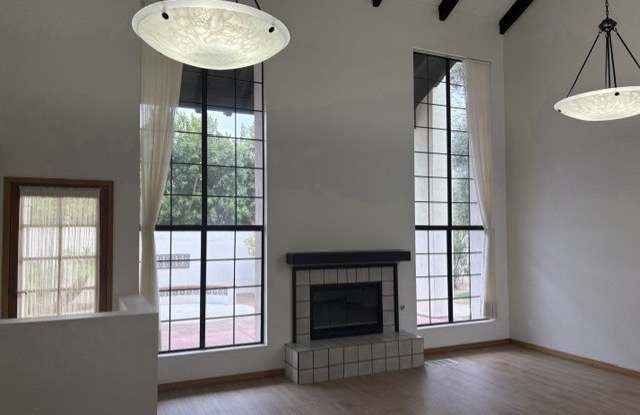 2560 North Lindsay Road #37 Gallery 4