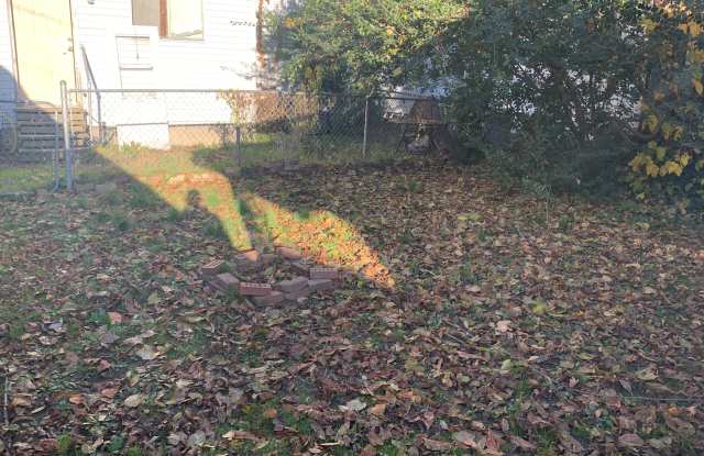 4727 Venable Ave Rear Gallery 3