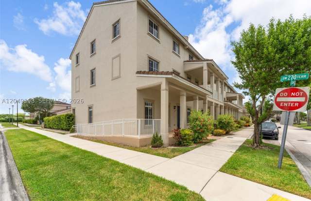 27021 SW 140th Path Gallery 2