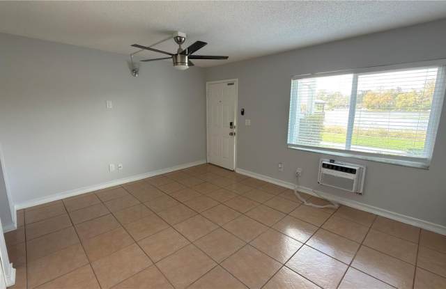 4145 DOLPHIN DRIVE Gallery 2