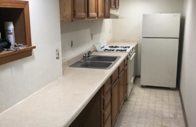 2501 Francis Street - 2501 Francis Street, St. Joseph, MO 64501