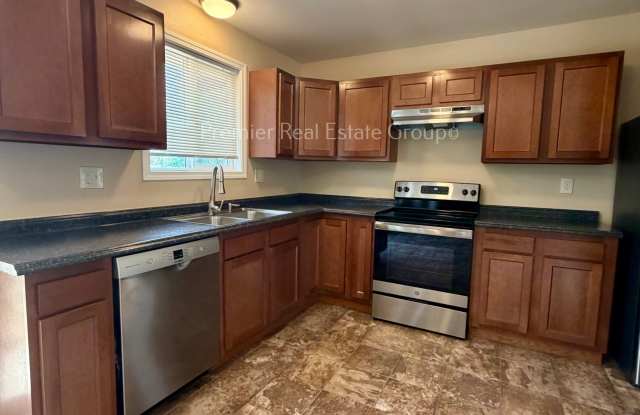 4645 Monica Drive East Gallery 3