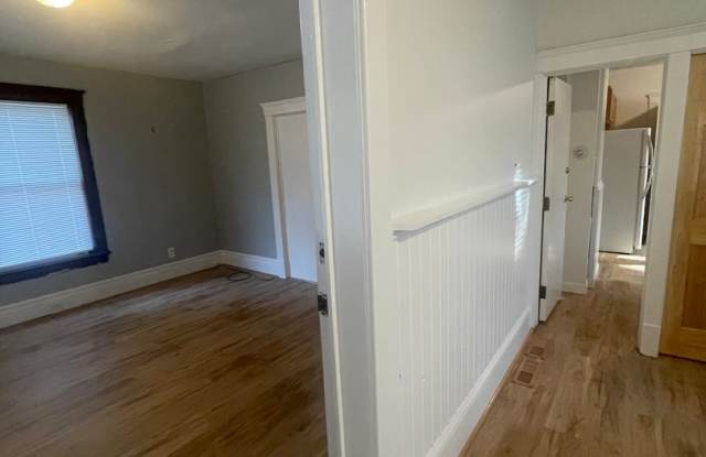 Seven Bedroom Available for Rent; 2027-2028 Term | Fits 8-9 Comfortably! Gallery 4
