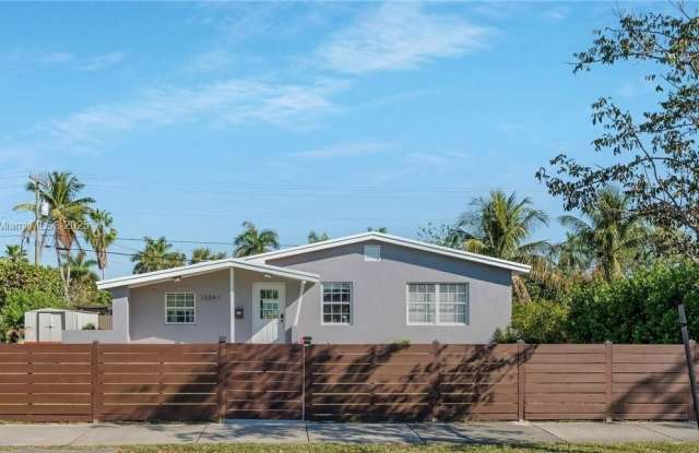10241 Dominican Dr photos photos