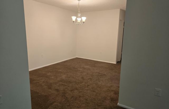 7814 HANOVER Parkway Gallery 4