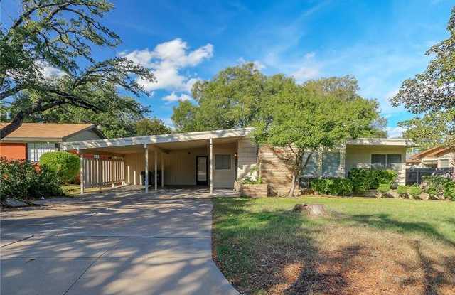 3104 Medina Avenue - 3104 Medina Avenue, Fort Worth, TX 76133