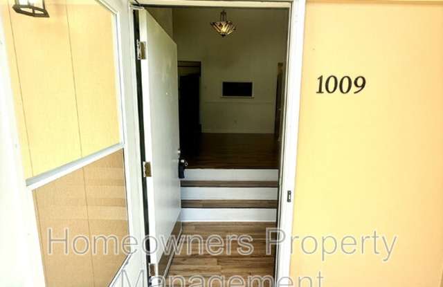1009 Louisburg Place Gallery 2