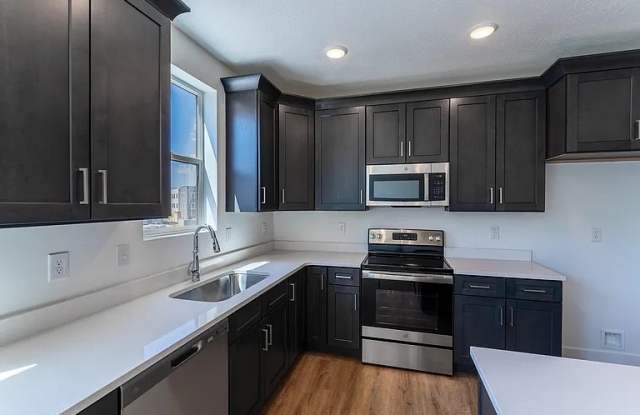 8362 Iris Lumi Ln photos photos