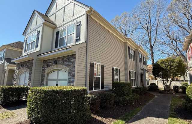 2BR & 2BA Condo in Central Location w/Garage-Available 06/22/26 photos photos